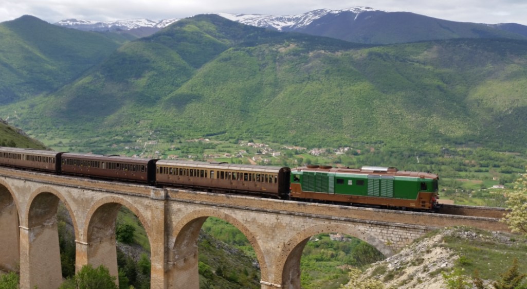 Autunno sulla Ferrovia dei Parchi